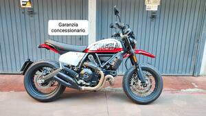 Ducati Scrambler 800 Urban Motard (2022) 