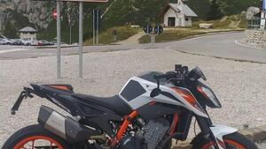 KTM 890 Duke R (2020) 