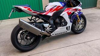 Honda CBR 1000 RR-R Fireblade SP 30th Anniversary (2022 - 23) usata