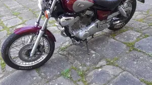 Yamaha XV 250 S Virago (1994 - 01)  (3)