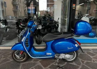 Vespa GTS 300 Super (2008 - 16) - Annuncio 9616522
