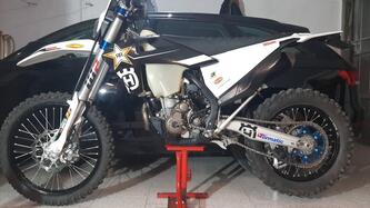 Husqvarna FE 350 Rockstar Edition (2022) usata