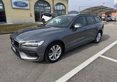 Volvo V60 B4 (d) Geartronic Momentum Business  usata