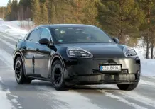 Porsche Cayenne Coupé: ecco com'è vista da vicino, grazie alle nuove foto spia