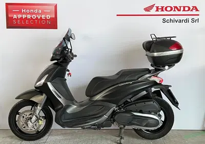 Piaggio Beverly 350 ABS (2016 - 20) - Annuncio 9647303