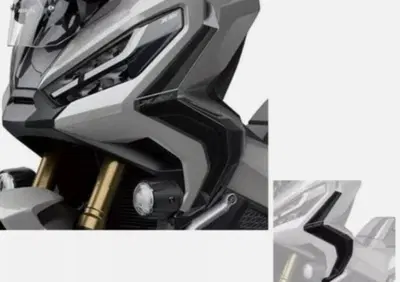 COPPIA DEFLETTORI INFERIORI PER HONDA X ADV 750. C - Annuncio 9647520
