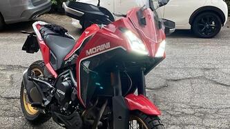 Moto Morini X-Cape 650 Gold Wheels Edition (2022 - 25) usata