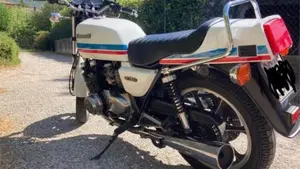 Kawasaki   (4)