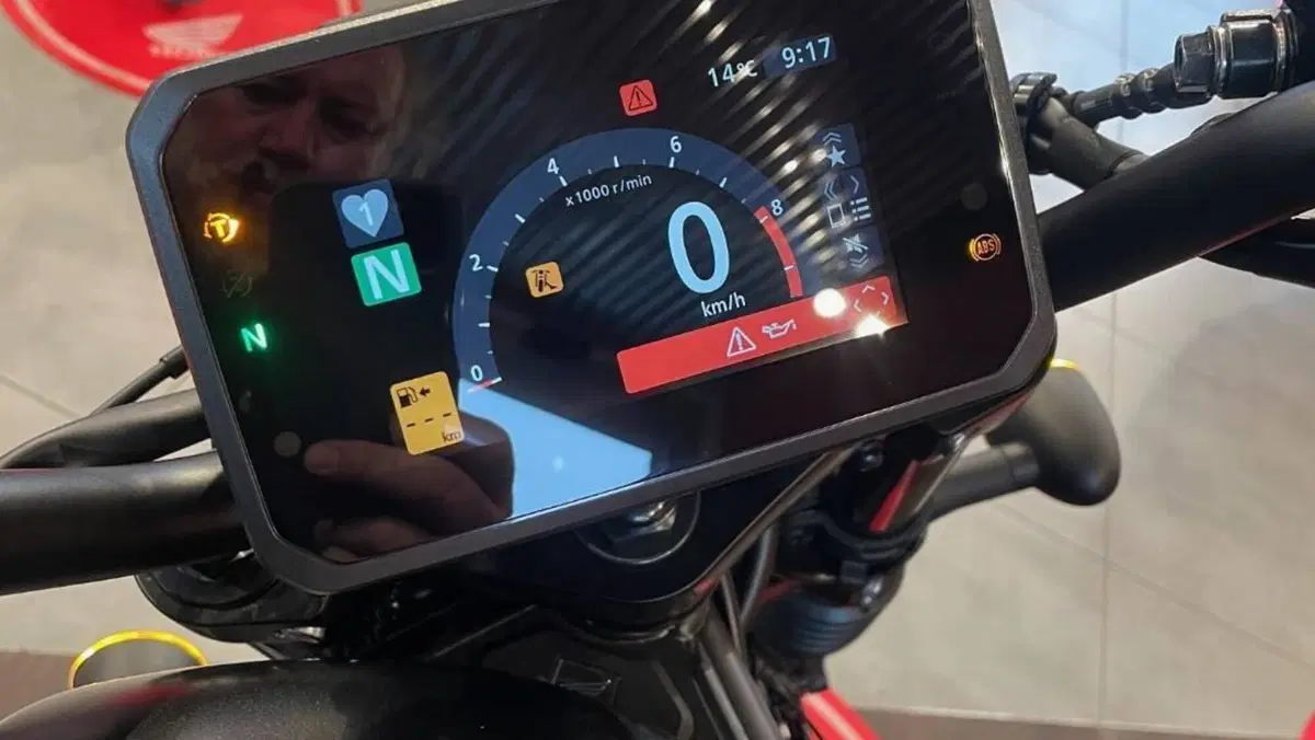 Honda CMX 1100 Rebel + Special Edition DCT (2025 - 26)  (4)