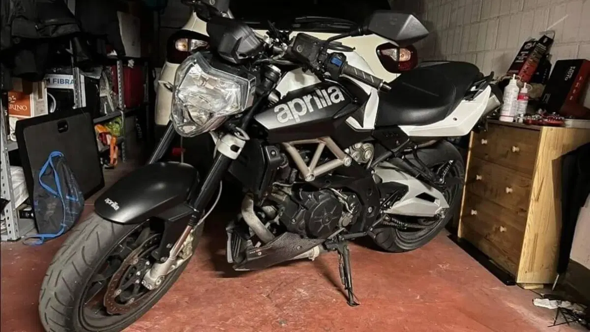 Aprilia Shiver 750 ABS (2010 - 17)  (2)