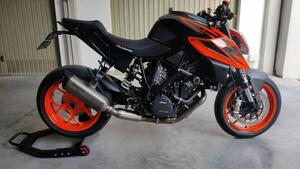 KTM 1290 Super Duke R (2019) 