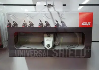 SPOILER UNIVERSALE GIVI - Annuncio 8313553