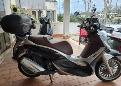 Piaggio Beverly 300 i.e. (2010 - 16) - Annuncio 9651040