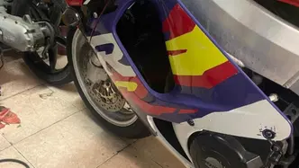 Honda CBR 900 RR (1996 - 97) usata