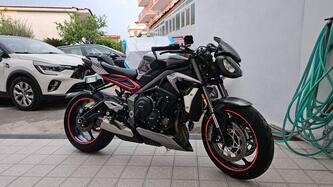 Triumph Street Triple RS (2020 - 22) usata