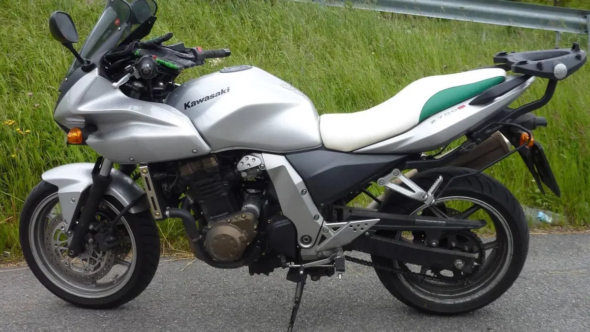 Kawasaki Z 750 S  (2)