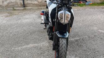 KTM 390 Duke (2021 - 23) usata
