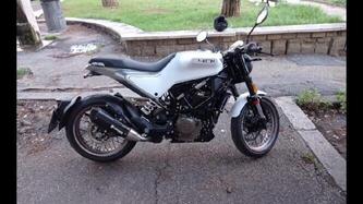 Husqvarna Vitpilen 401 (2021 - 23) usata