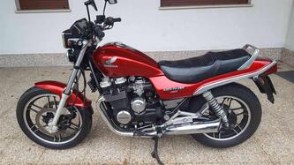 Honda CB 650 Nighthawk epoca