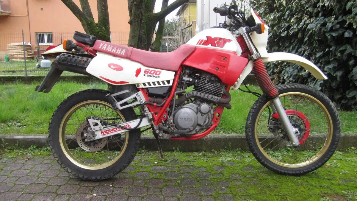 Yamaha   (2)