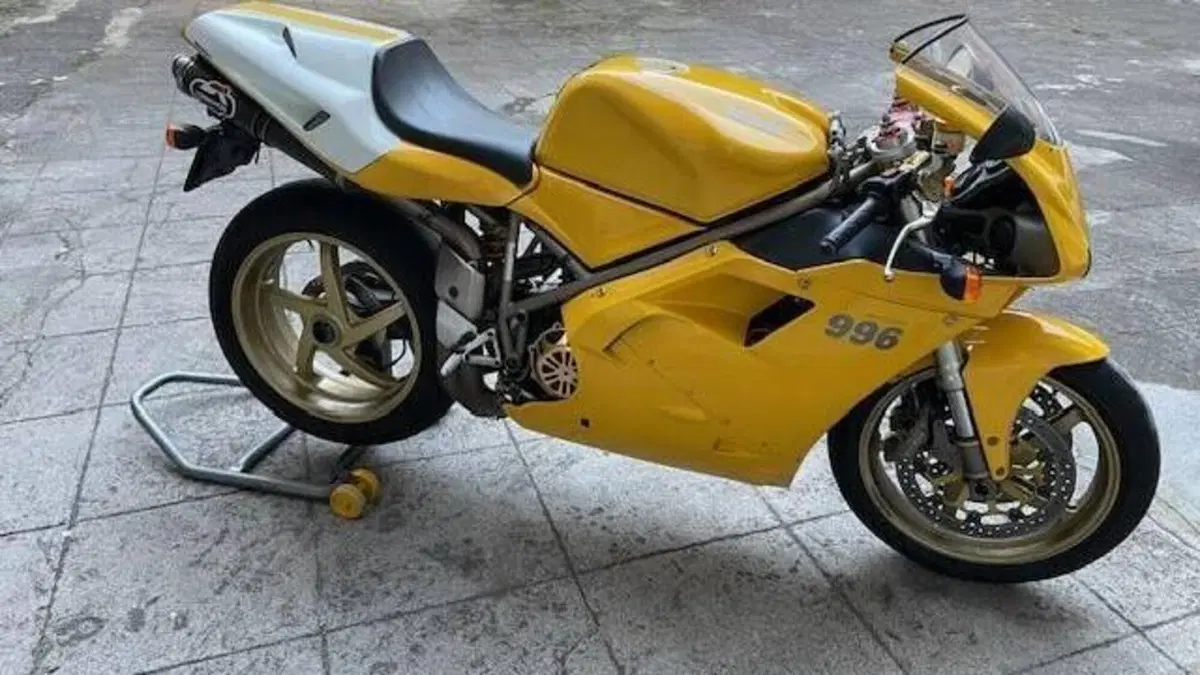 Ducati 996 Biposto (1998 - 01)  (4)