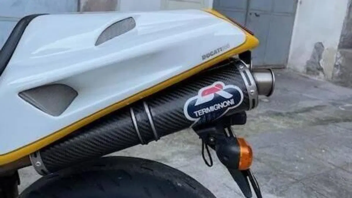 Ducati 996 Biposto (1998 - 01)  (14)