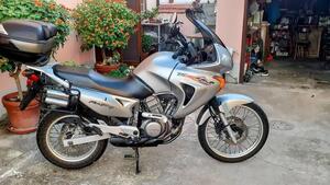 Honda Transalp XL 650V (2000 - 04) 