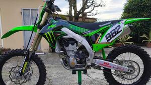Kawasaki KX 250 F (2023) 