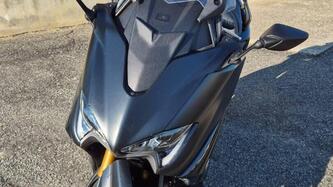 Yamaha T-Max 560 Tech Max (2020) usata