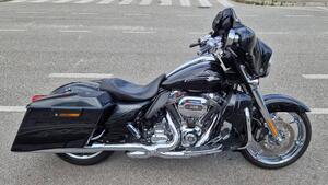 Harley-Davidson 1800 Street Glide (2012 - 13) - FLSTSE 