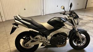 Suzuki GSR 600 (2006 - 11) 