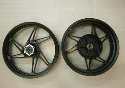 CERCHI V7 STONE E5 Moto Guzzi - Annuncio 9655461