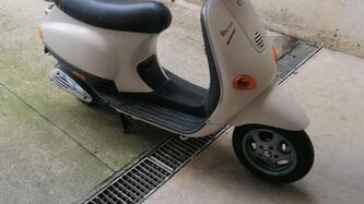 Piaggio Vespa 50 4M usata