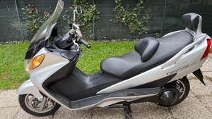 Suzuki Burgman AN 400 Businnes (2001 - 03) 