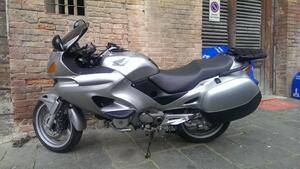 Honda Deauville 650 (2002 - 05) 
