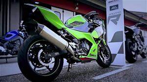 Kawasaki Ninja 400 Performance (2023) 