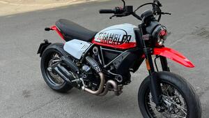 Ducati Scrambler 800 Urban Motard (2022) 