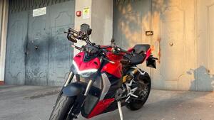 Ducati Streetfighter V2 955 Green (2022 - 23) 