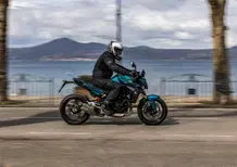 BMW F 900 R 2025 TEST: che carattere la tedesca! La prova della naked su strada, Pro e Contro [VIDEO E GALLERY]