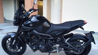 Yamaha MT-09 (2017 - 20) usata