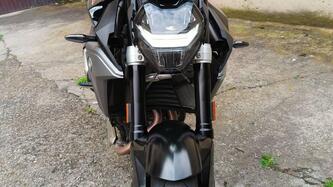 Bmw F 900 R (2021 - 24) usata