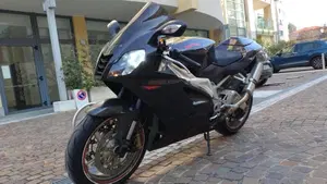 Aprilia RSV 1000 R Factory (2006 - 09)  (2)
