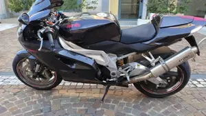 Aprilia RSV 1000 R Factory (2006 - 09)  (3)