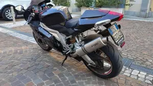 Aprilia RSV 1000 R Factory (2006 - 09)  (4)