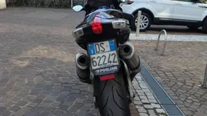 Aprilia RSV 1000 R Factory (2006 - 09)  (5)