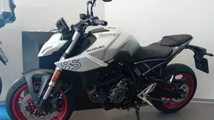 Suzuki GSX-8S (2025 - 26)  (2)