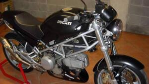 Ducati Monster 600 Dark (1998 - 01) 