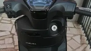 Kymco Like 125 Sport (2021 - 25)  (9)