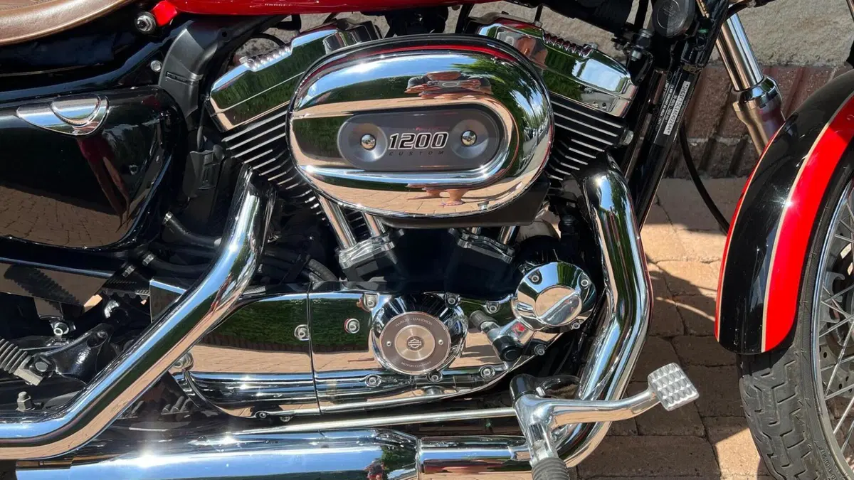 Harley-Davidson 1200 Custom (2007 - 13) - XL 1200C  (14)
