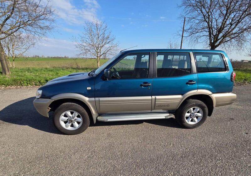 Nissan Terrano II 2.7 Tdi 5 porte Luxury